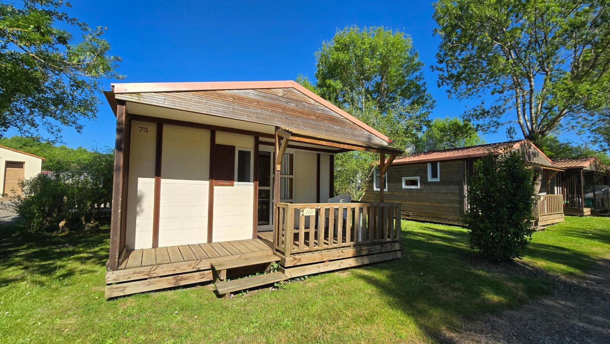 Camping Les Mancellieres Avrillé Exterior foto
